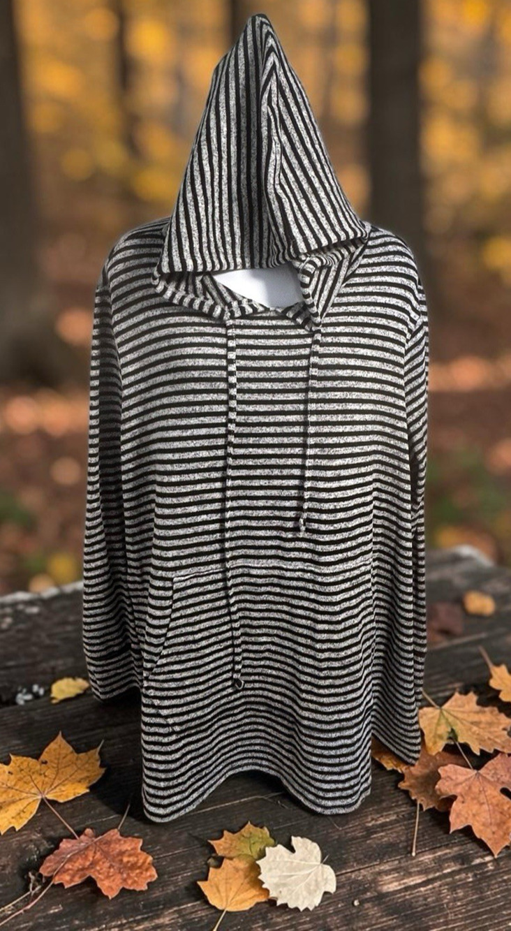 Sunday Pullover Hoodie Sweater Women's Sz 2X Gray Black Striped Comfy Top Pocket